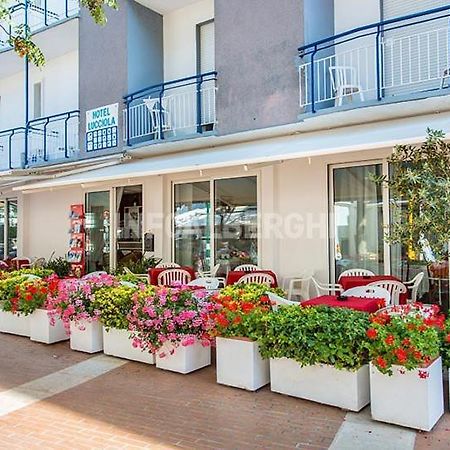 B&B Hotel Lucciola カットーリカ エクステリア 写真
