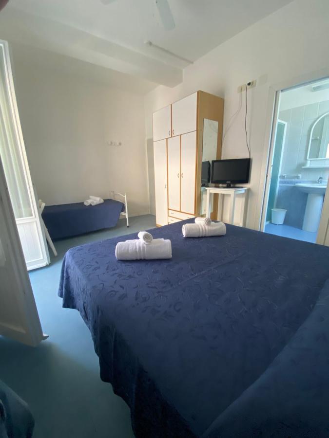 B&B Hotel Lucciola カットーリカ エクステリア 写真